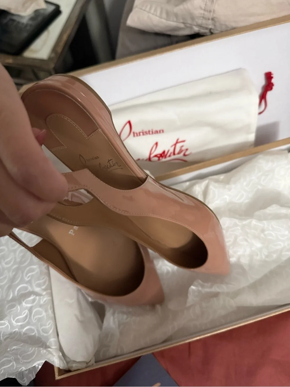 NEW Christian Louboutin Nude Patent Slingback Pumps - Picture 7 of 8